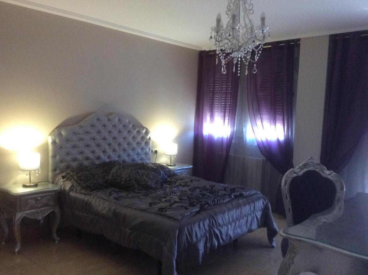 Hostal Mont Royal Аліканте Екстер'єр фото
